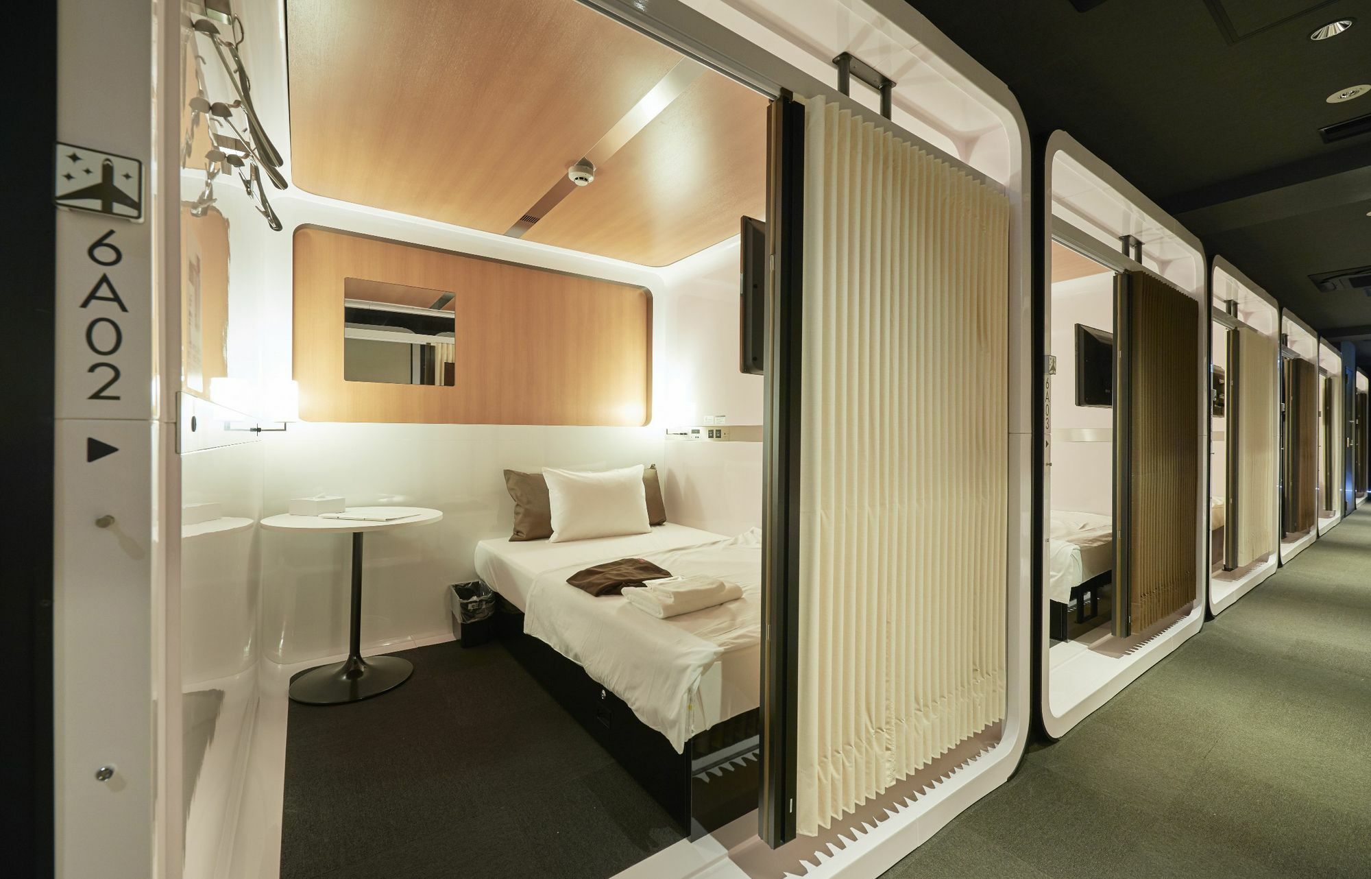 First Cabin Kyobashi